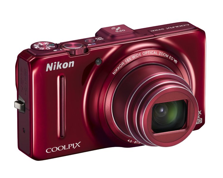 S9300_RD_front34r_lo_1.jpg