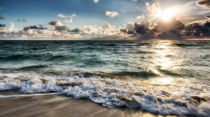 Deborah-Sandidge-One-Shot-South-Beach-Ocean-Waves.low.jpg