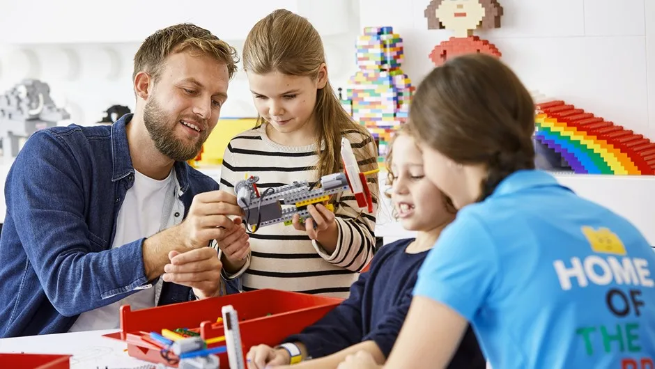 learning1-through-play-stor.jpg