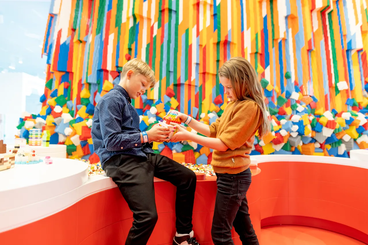 © LEGO® House, LEGO waterfall 1.jpg