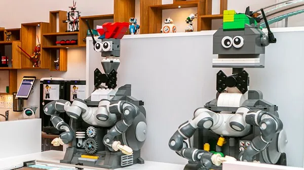 mini-chef1-familierestaurant-robotter.jpg