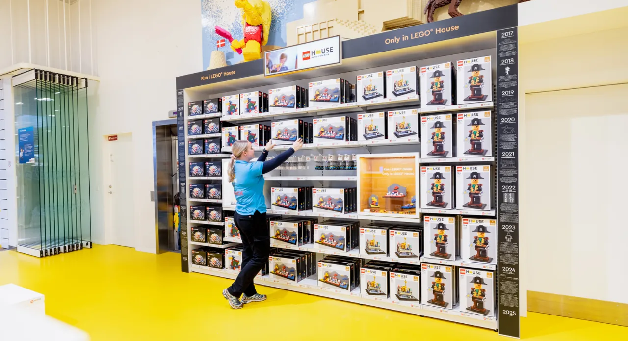 retail-exclusives.png