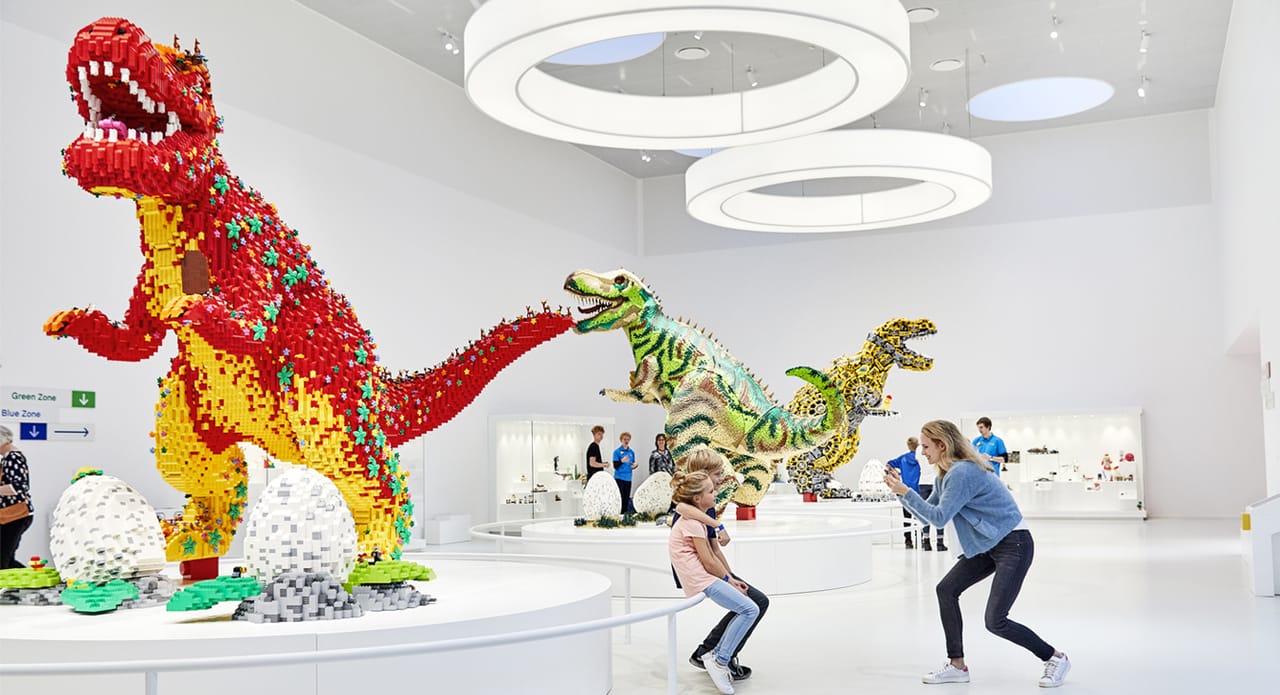 r2zfasfr_lego-house-tour-masterpiece-gallery.jpg
