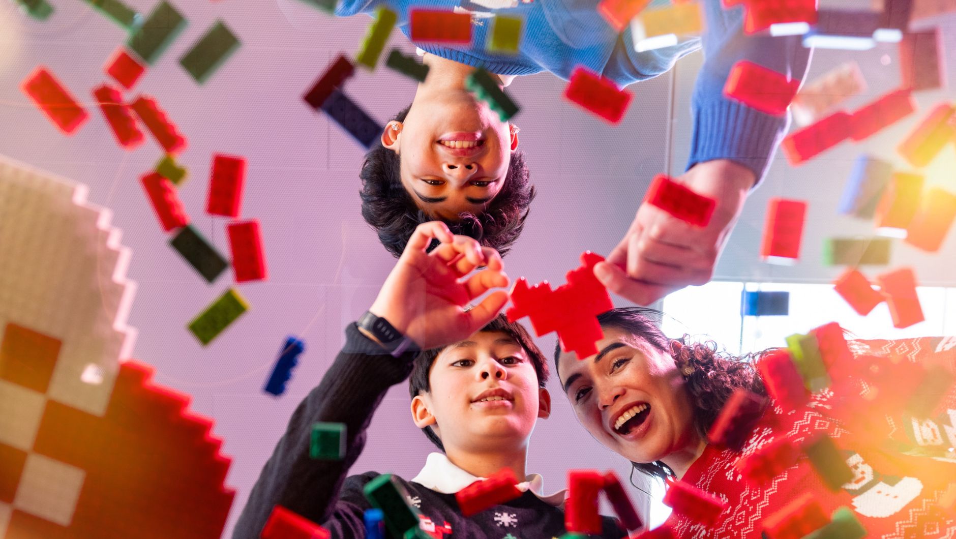 top-banner LEGOHouse holiday 1880x1060.jpg