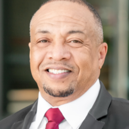Headshot of Darious Kilgore, Senior Vice President and Warehouse Operations Manager for EverBank Structured Mortgage Finance
