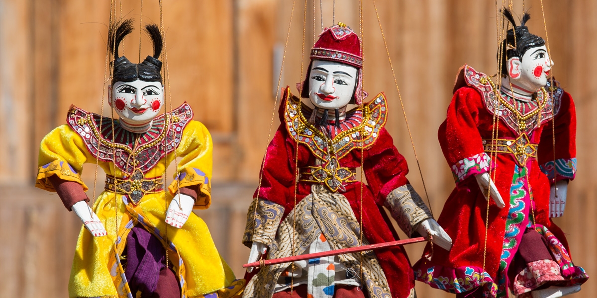 Traditional Puppet Show - Myanmar by Jlr