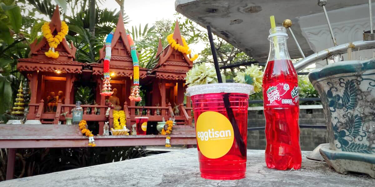 In Thailand, Fanta Strawberry Is the Drink of Choice for Spirits