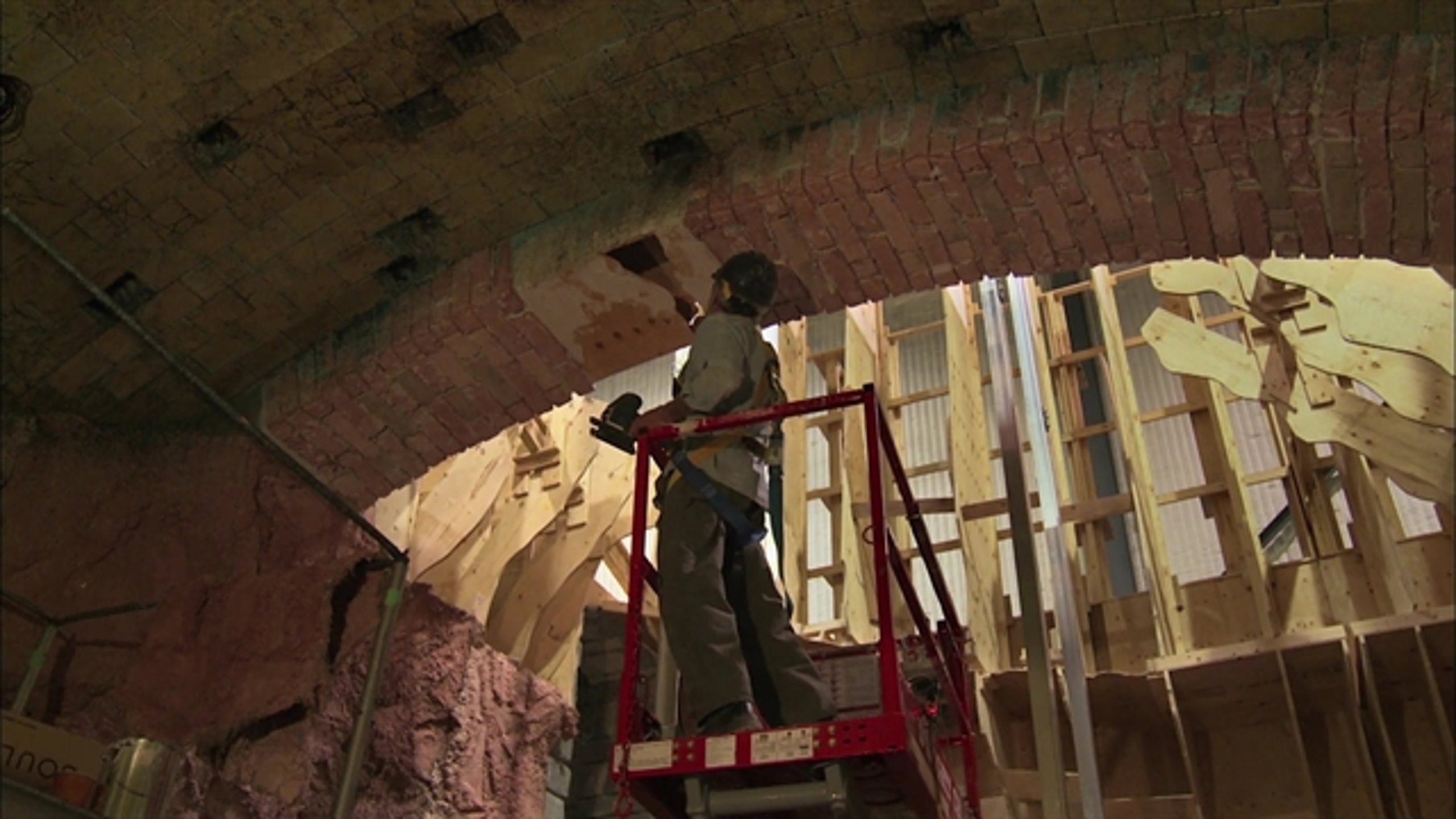 Crimson Peak - Thumbnail