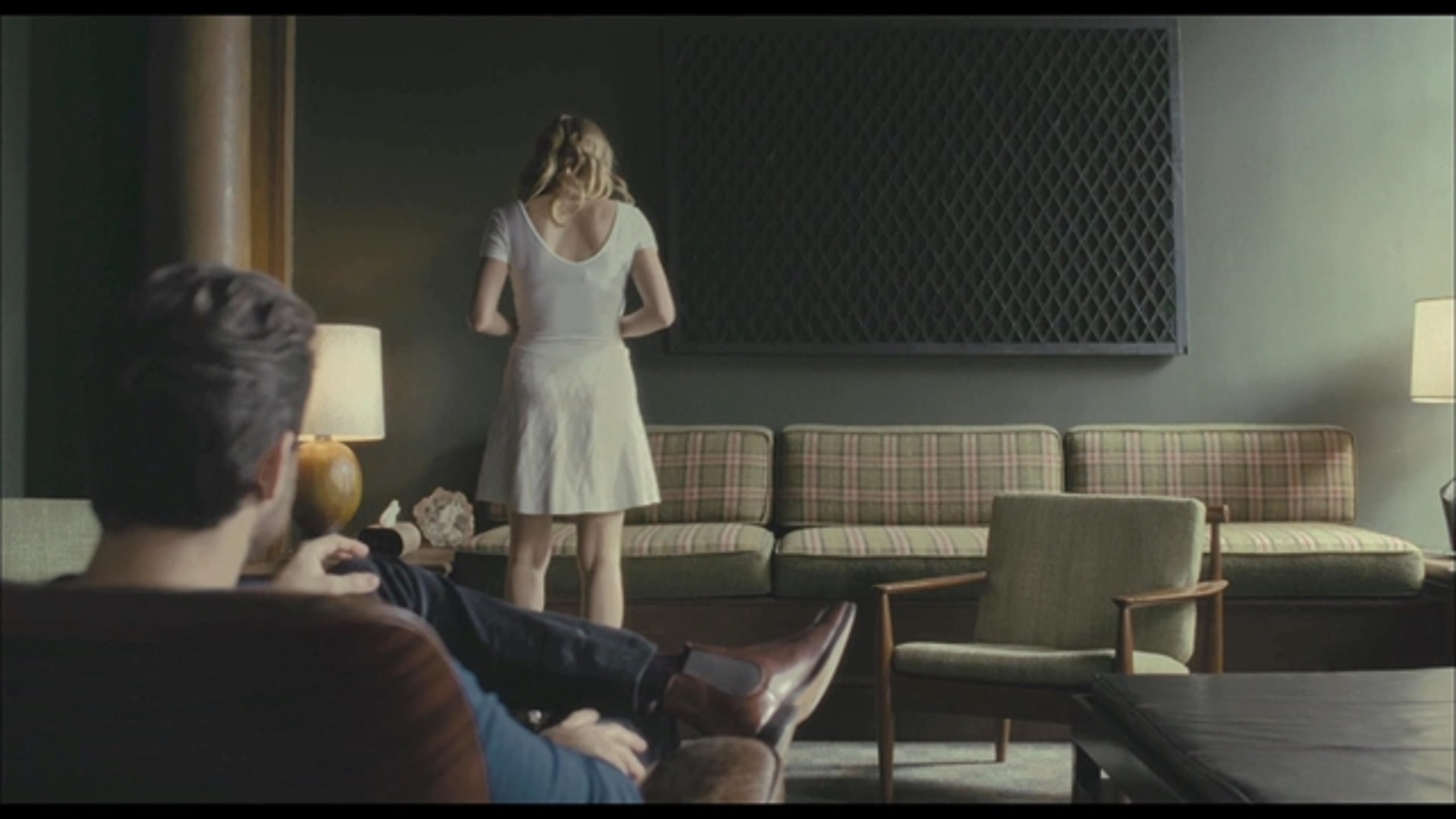 The Girl on the Train - Thumbnail