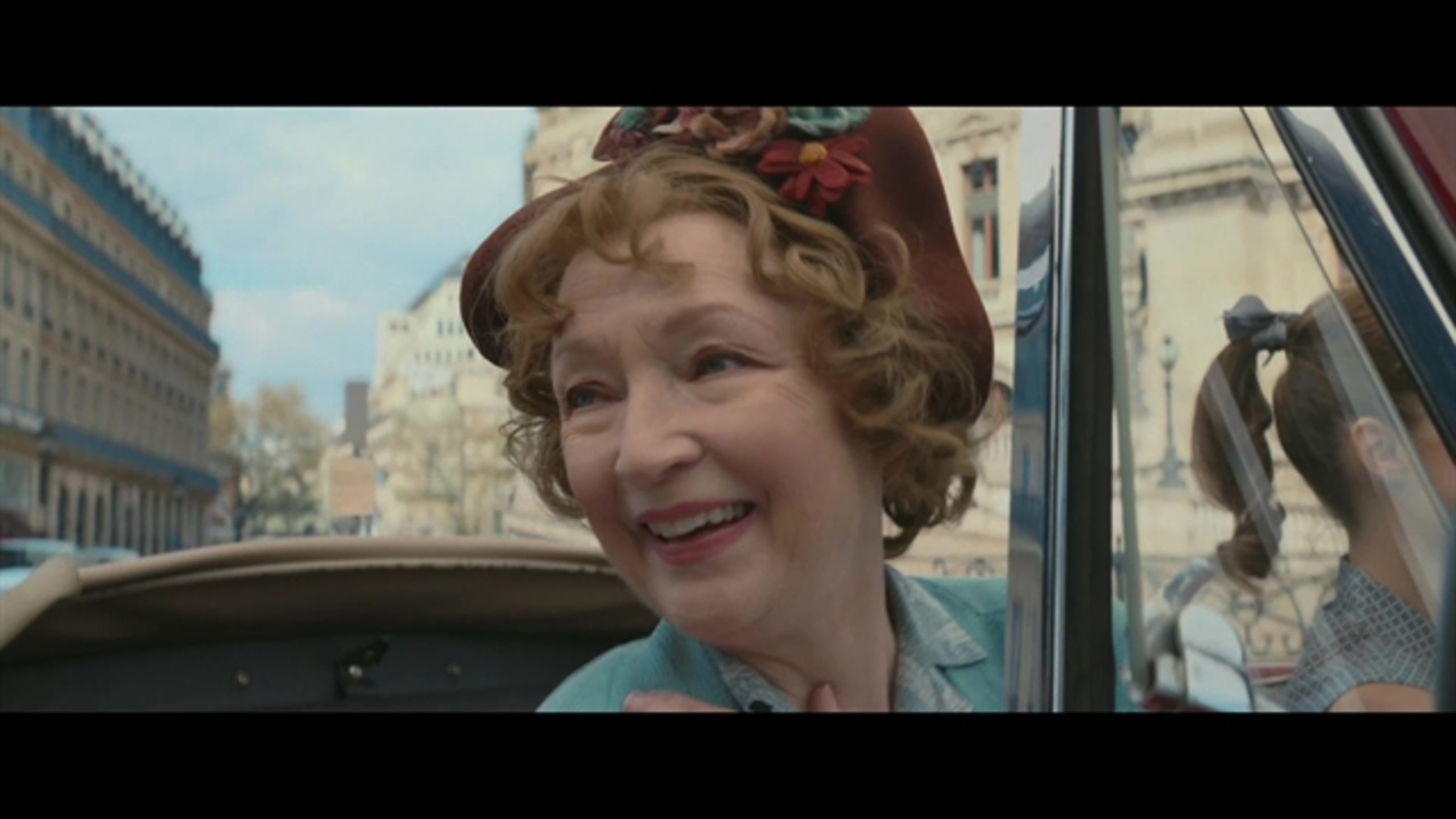 Mrs. Harris Goes to Paris - Thumbnail