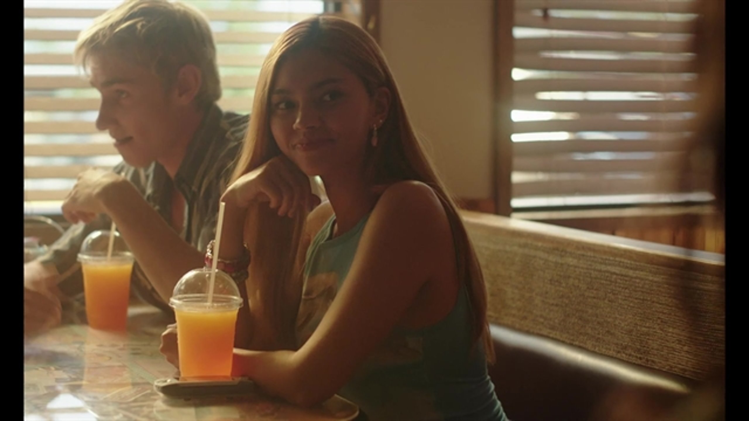 Girls Like Girls - Thumbnail