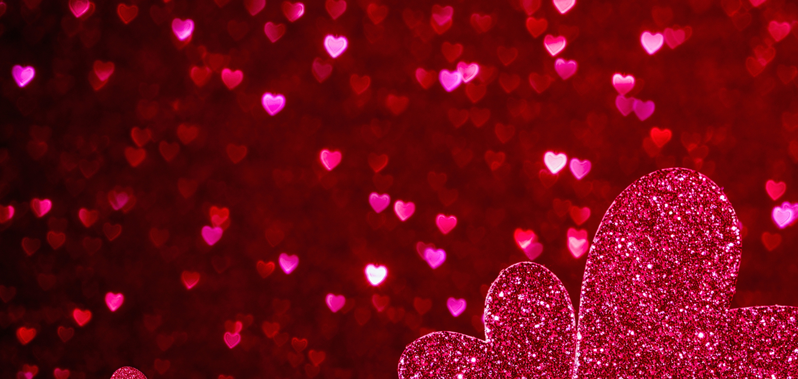 MoviesMadeForValentinesDay_CollectionPage_Hero_mobile_banner_4000x1900.jpg