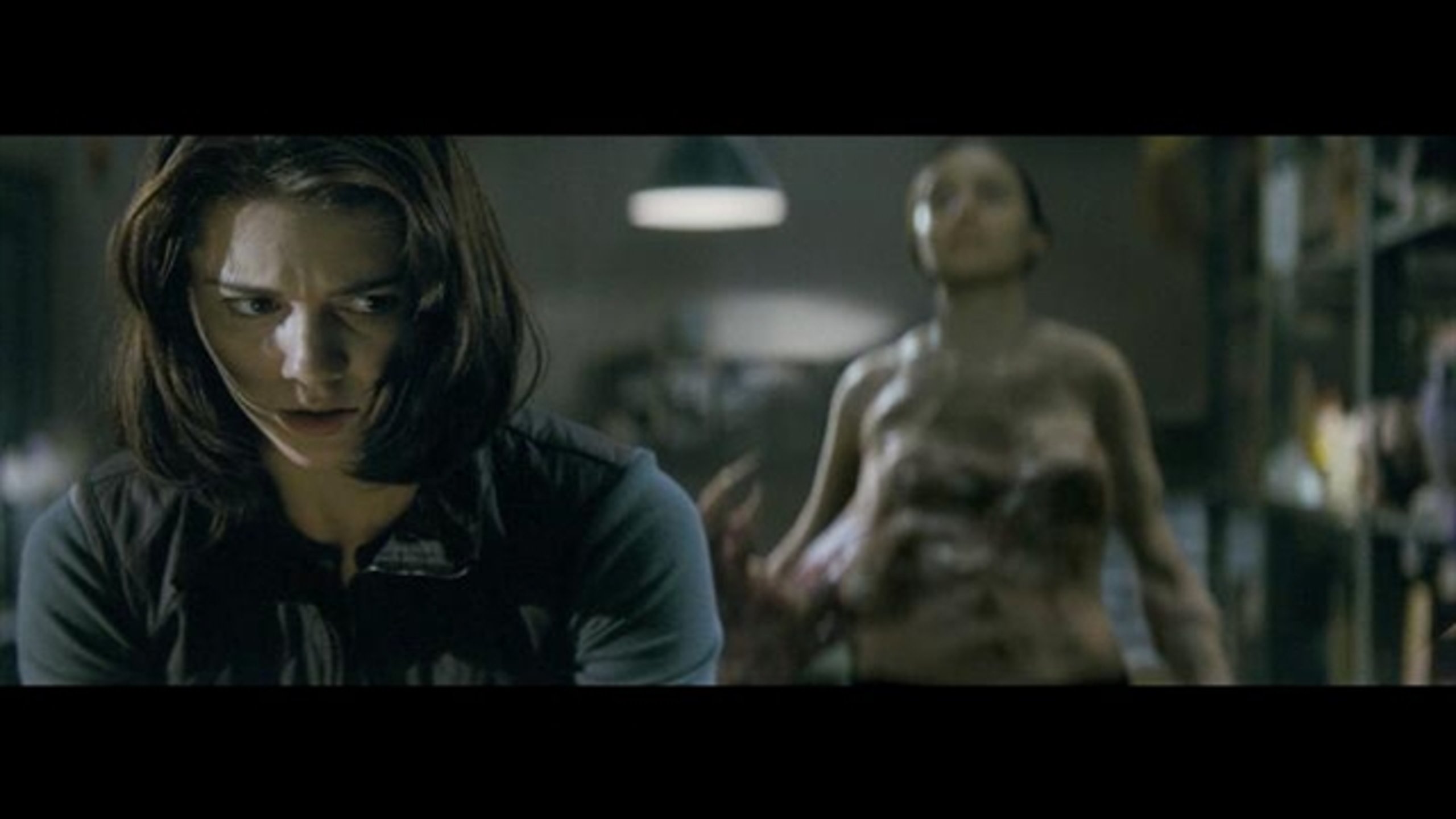 The Thing (2011) - Thumbnail