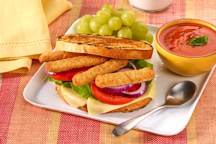 2_cropped_Fish_Sticks_grilled_cheese_449623822.jpg