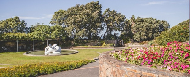HBT-Gardens-SunkenGardens-Banner-1600x650 _final.jpeg