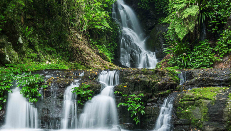 COMPRESSED_Epic_waterfalls_shutterstock_361287182_786x446.jpeg