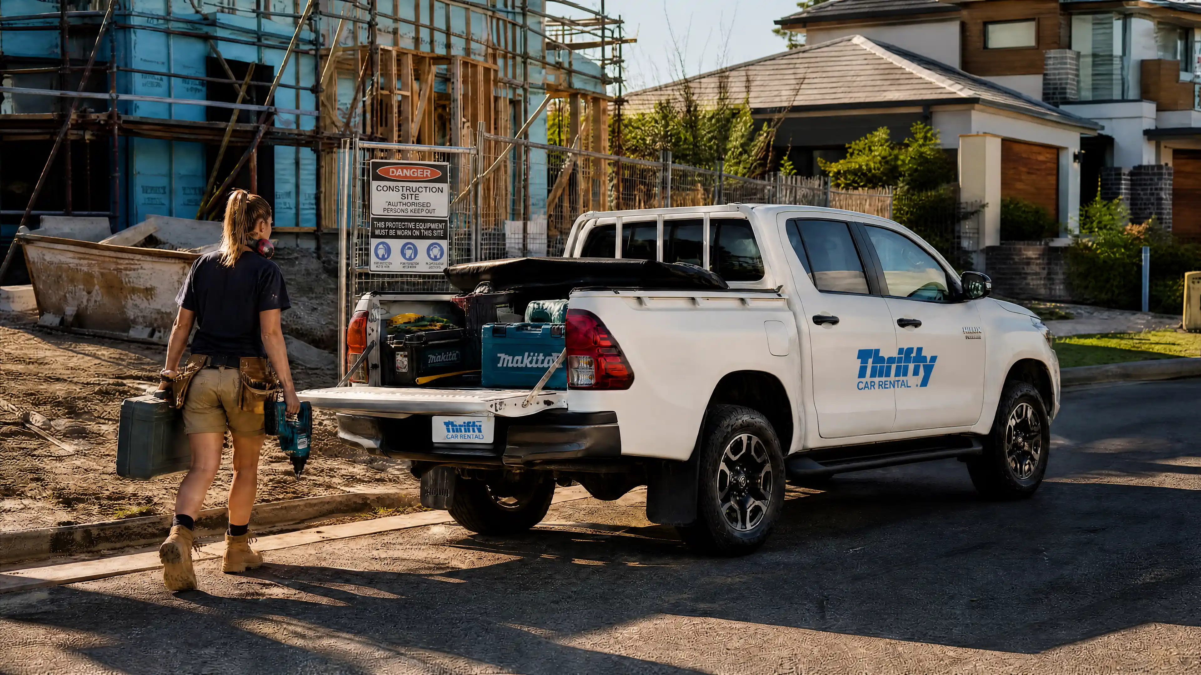 4x4 Wellside dualcab UTE (FQBR) - Lifestyle - 2.webp