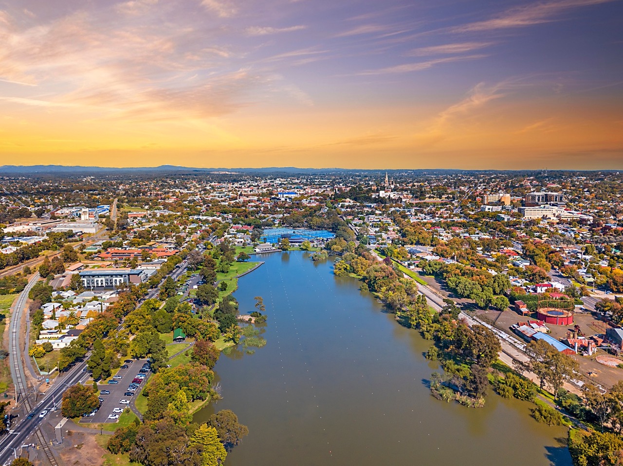 bendigo Lake Weeroona Large.jpeg