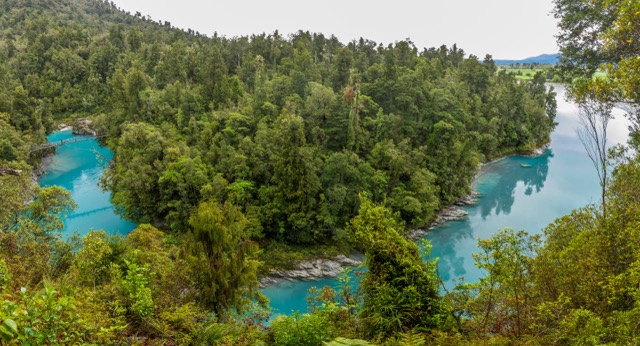 The Ultimate NZ Road Trip: See the Best of Both Islands on a Budget