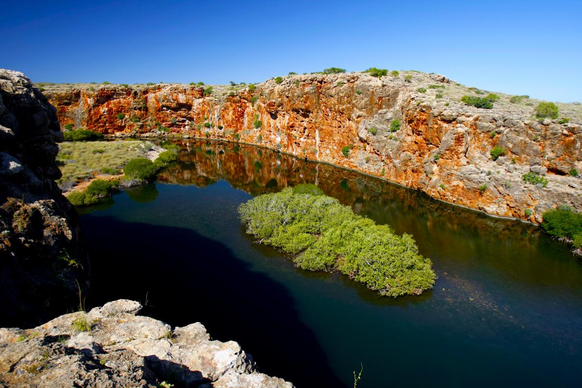 yardie-creek-cape-range-national-park-tourism-wa1.jpg