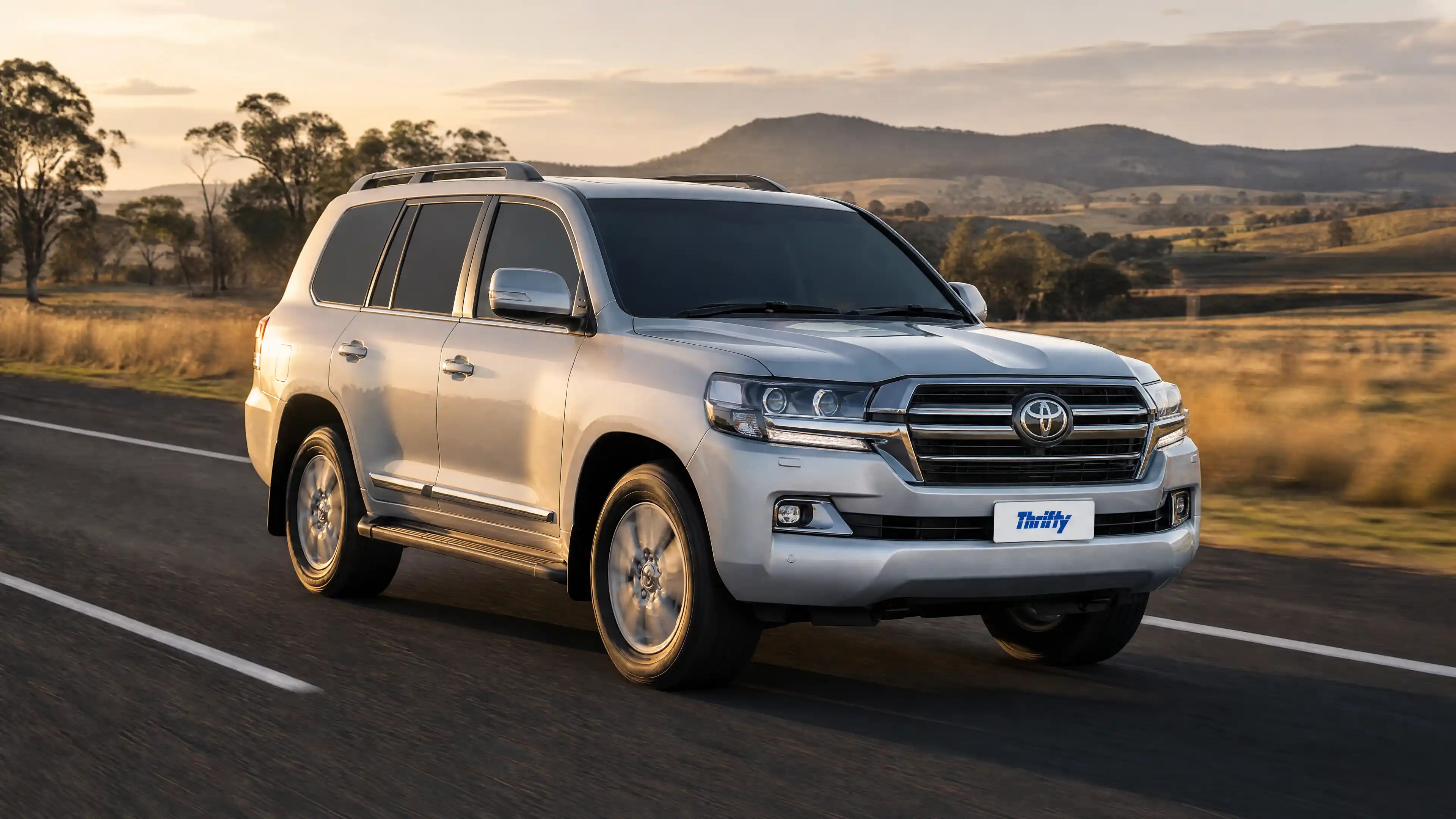 Landcruiser 200 (UFBR) - Thrifty - Lifestyle - 1.webp