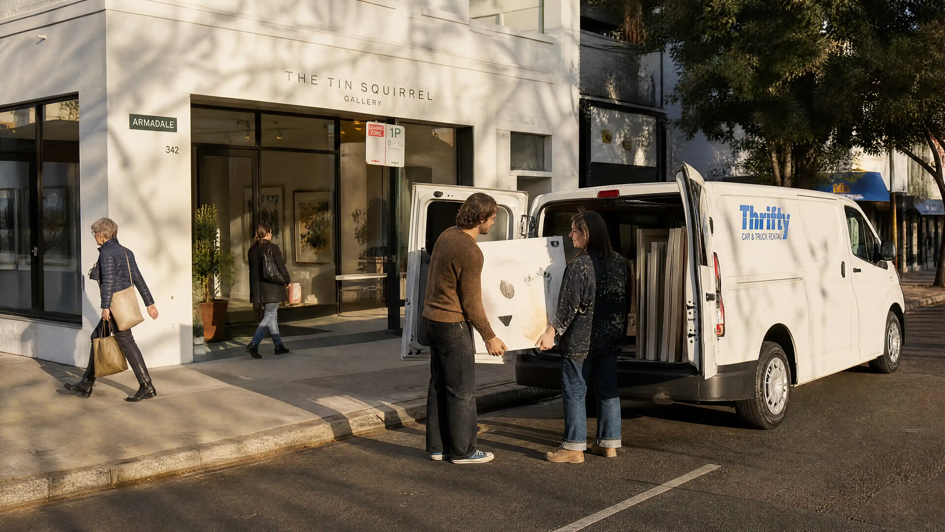Removal Van 8m2 Toyota Hiace (IKAR) - Thrifty - Lifestyle - 2.webp