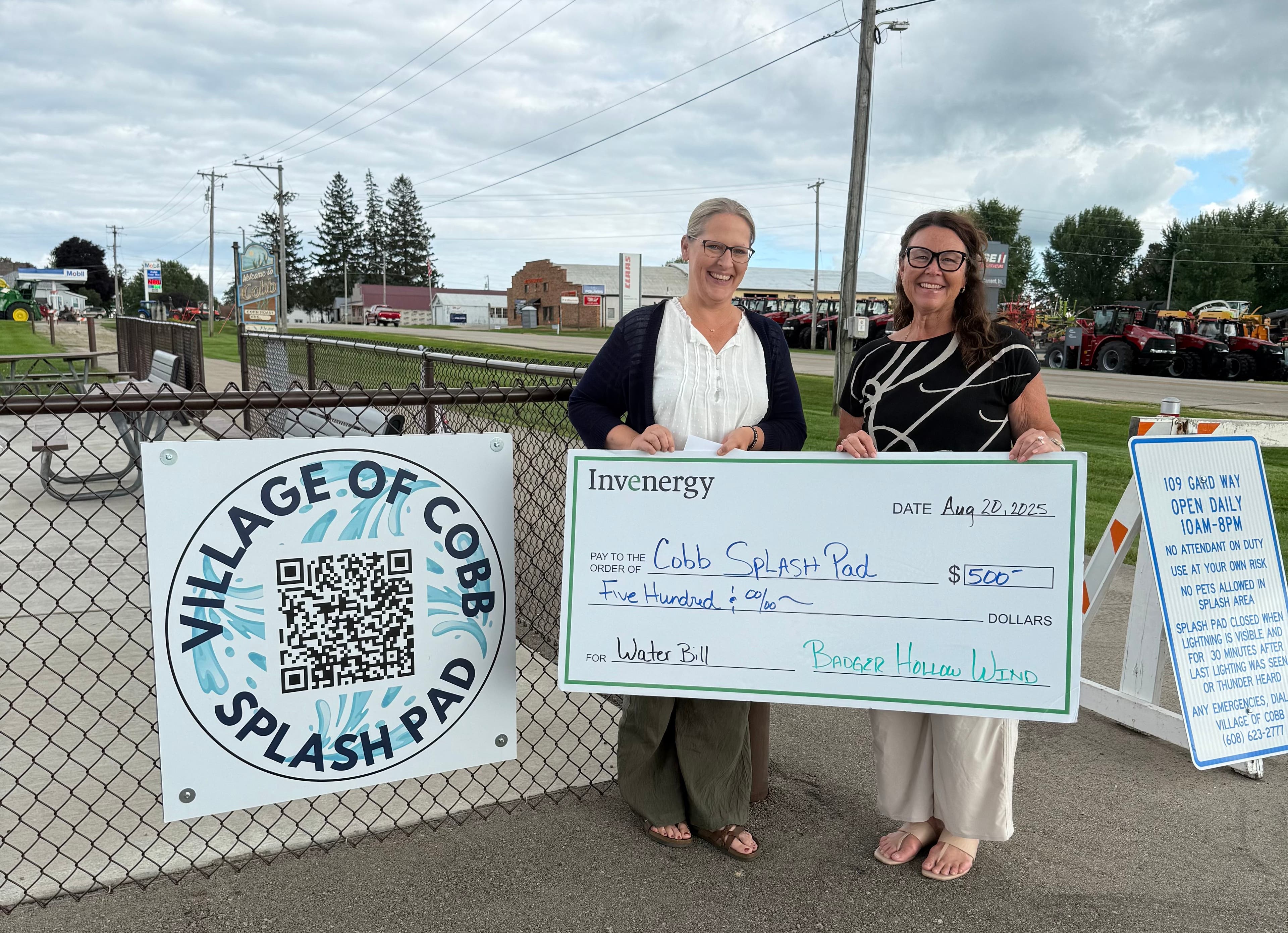 Badger Hollow Wind donates to Village of Cobb Splash Pad