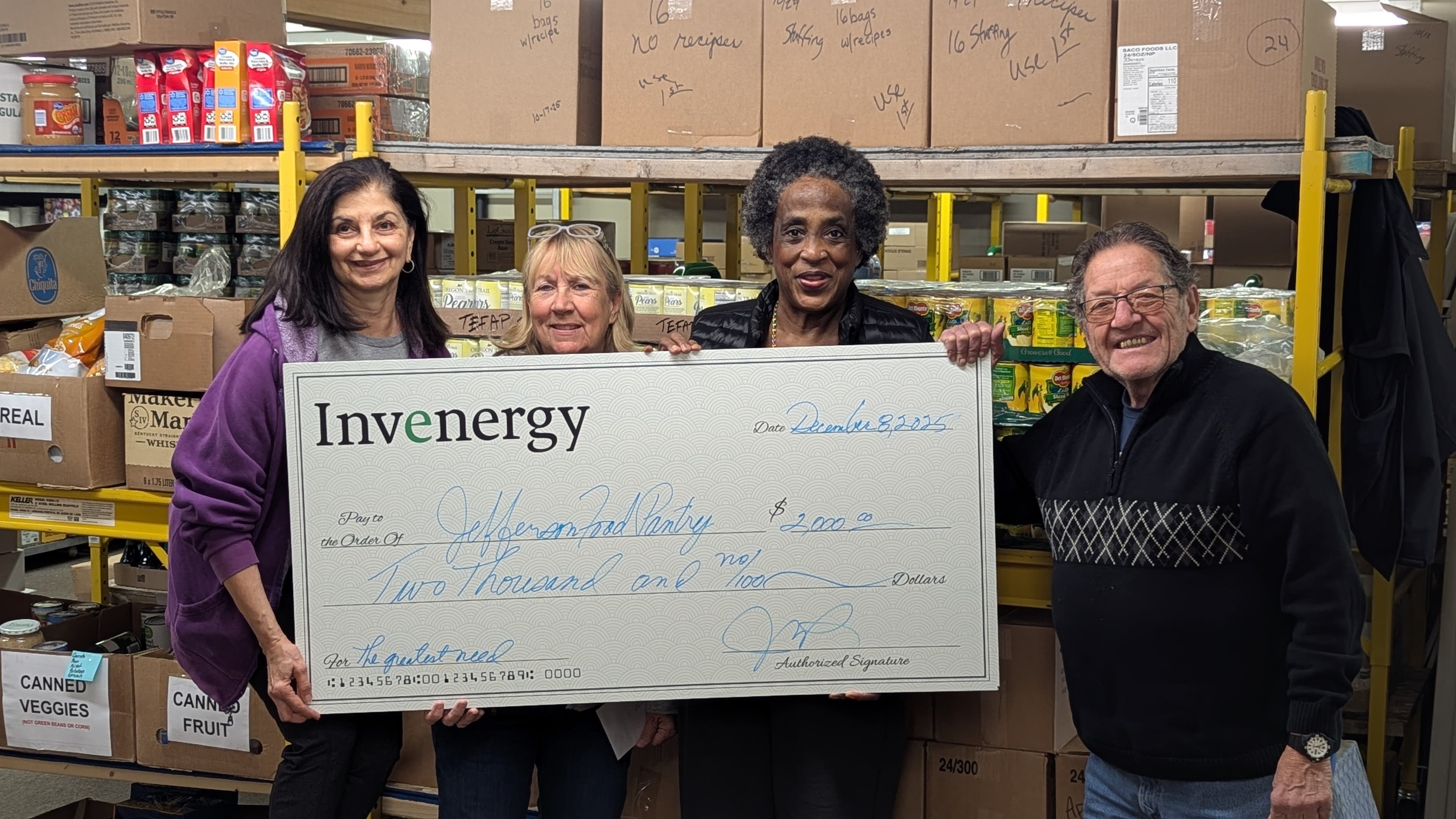 Sinnissippi Solar continues support for Jefferson Wisconsin Food Pantry