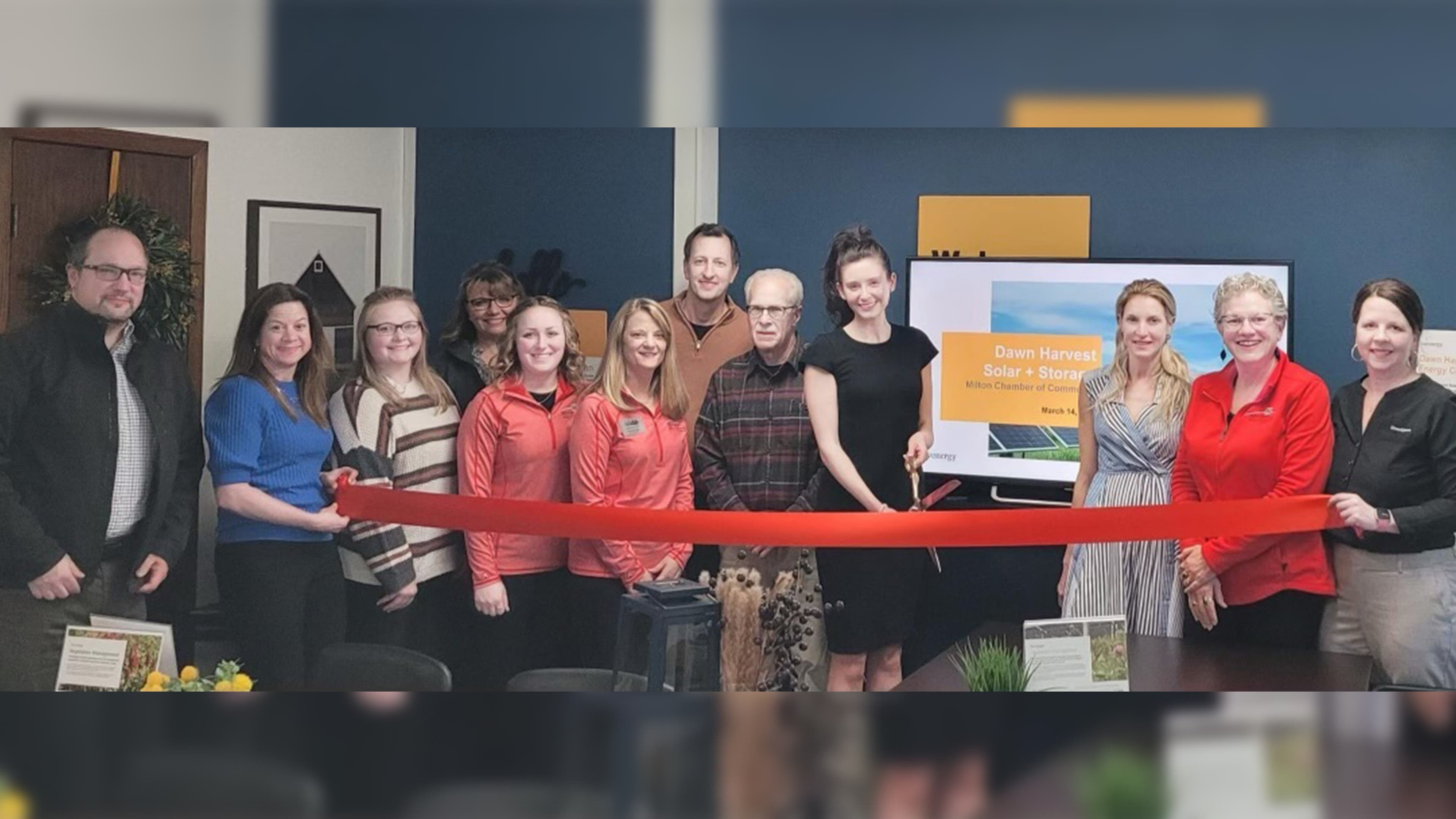 Dawn Harvest Celebrates Office Opening with Milton Chamber of Commerce