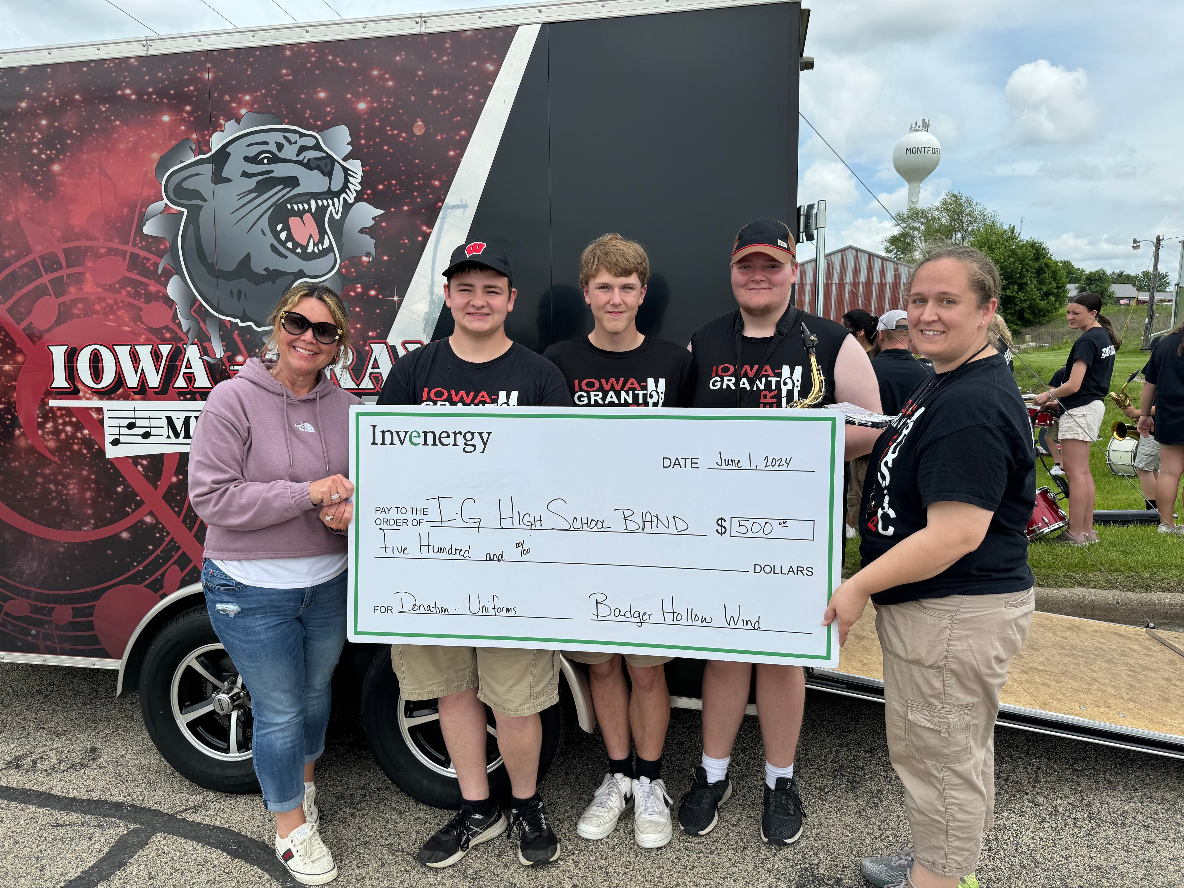 Invenergy Supports IG High School Band