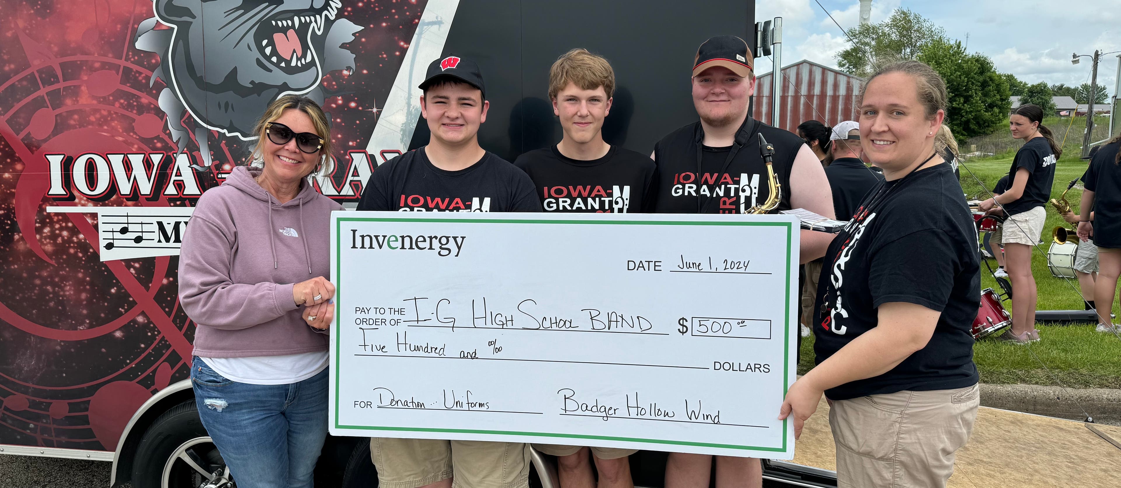 Iowa-Gratn-HS-band-donation.jpeg