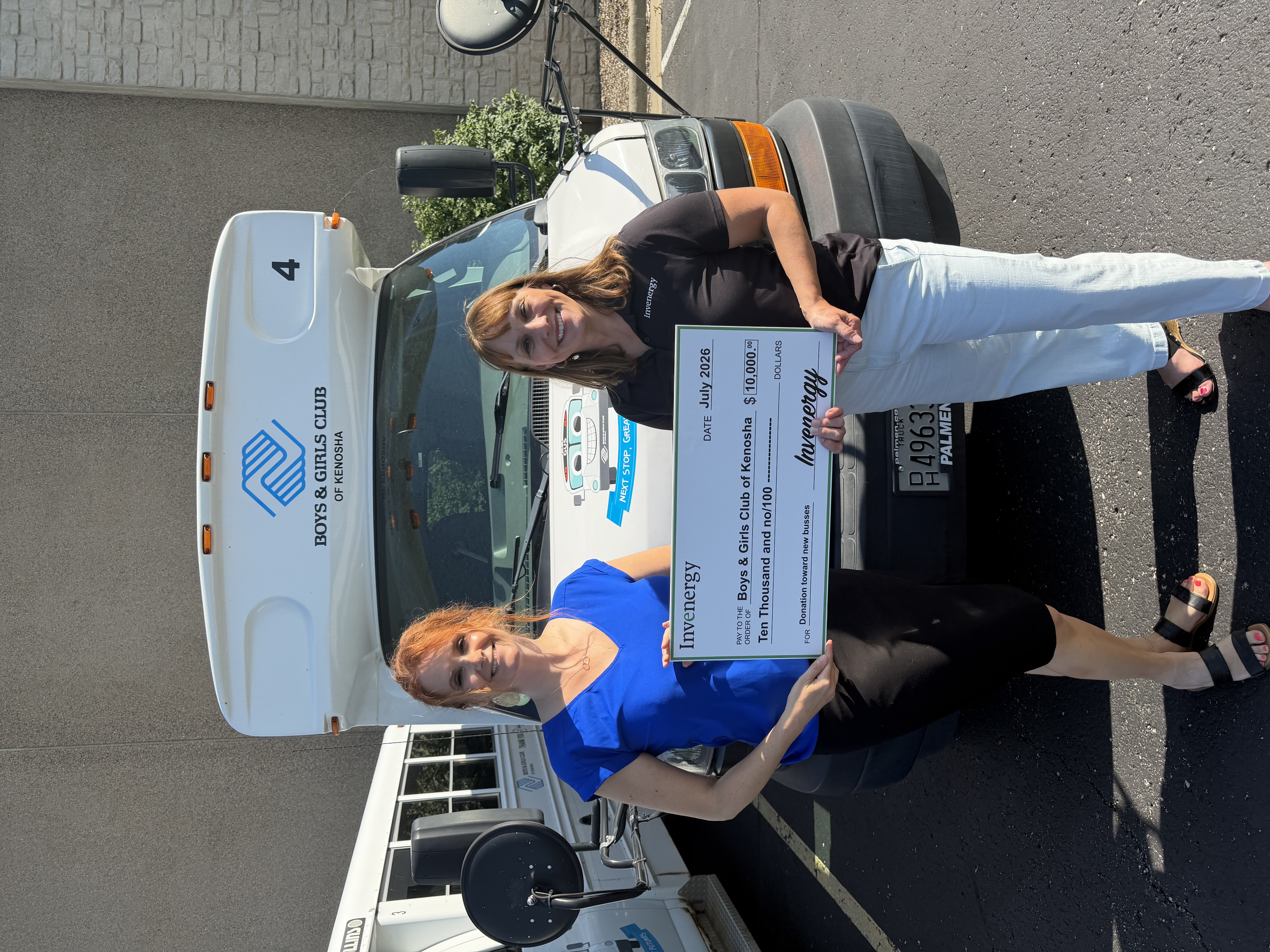 Red Oak Ridge supports Boys & Girls Club of Kenosha Bus Program