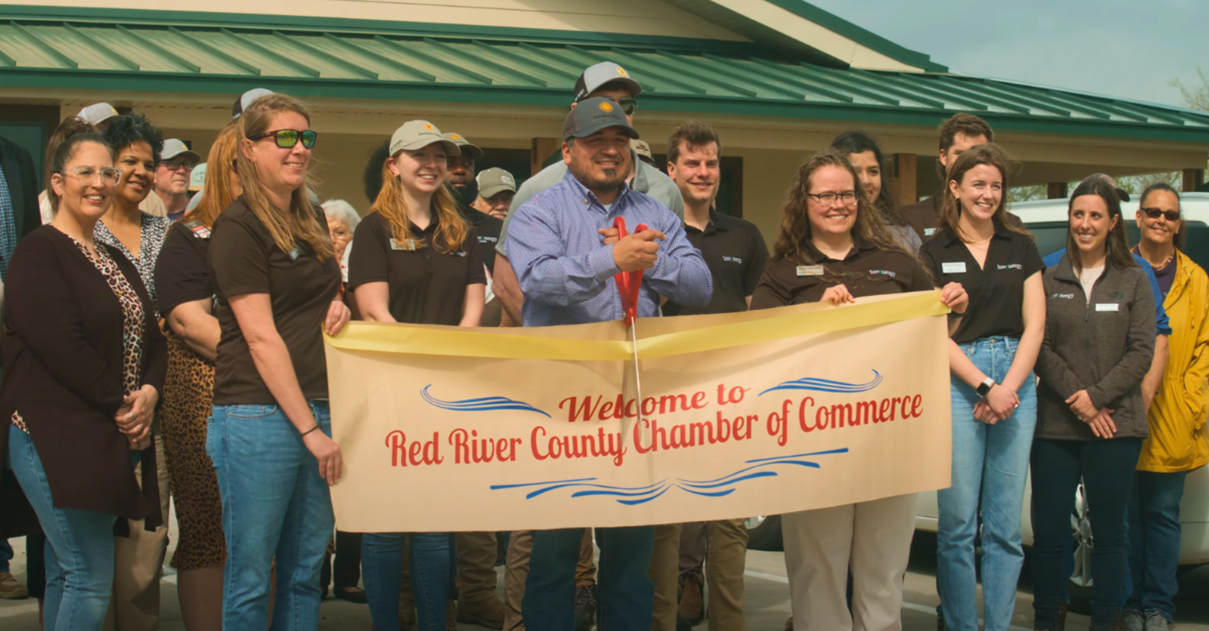Samson Solar Celebrates Ribbon Cutting with Emergency Services Donations