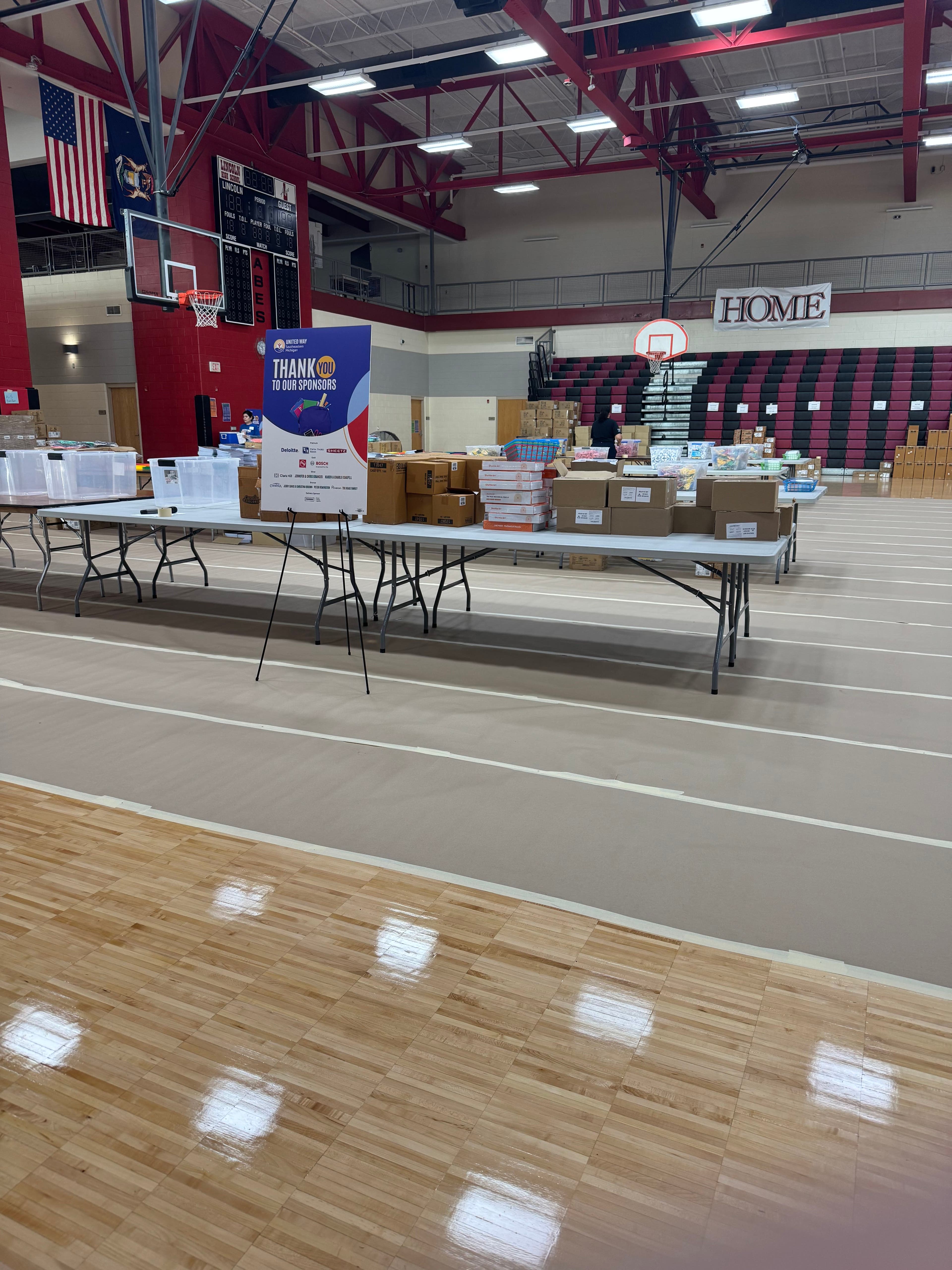 Invenergy volunteers at United Way annual Backpacks Initiative