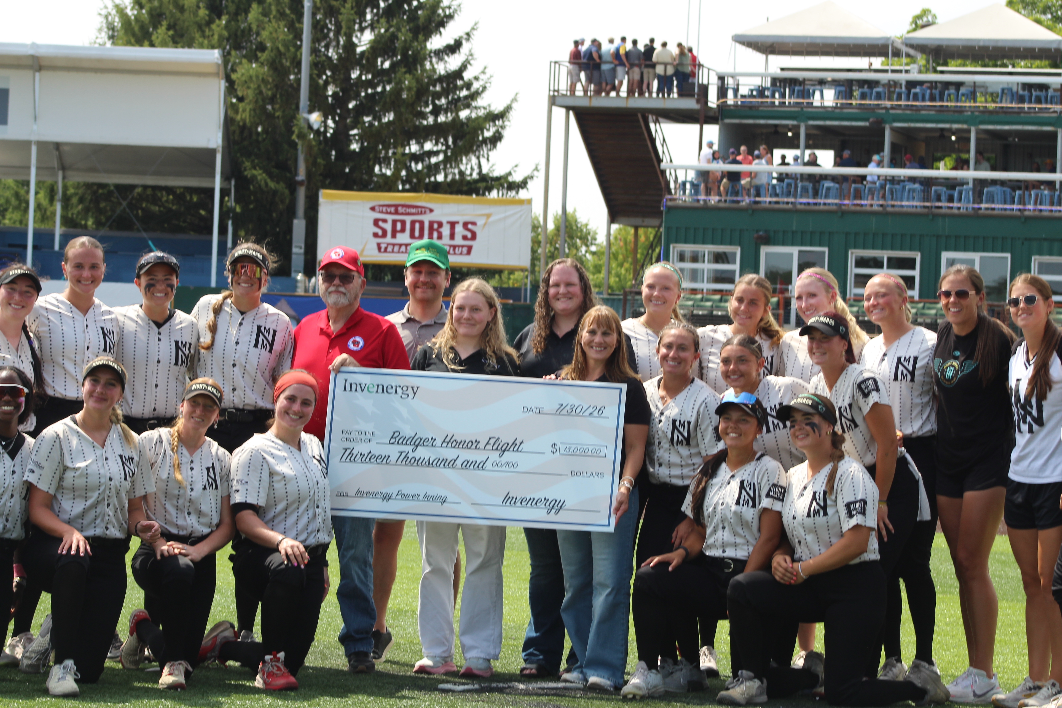 Invenergy donates $13,000 to Badger Honor Flight