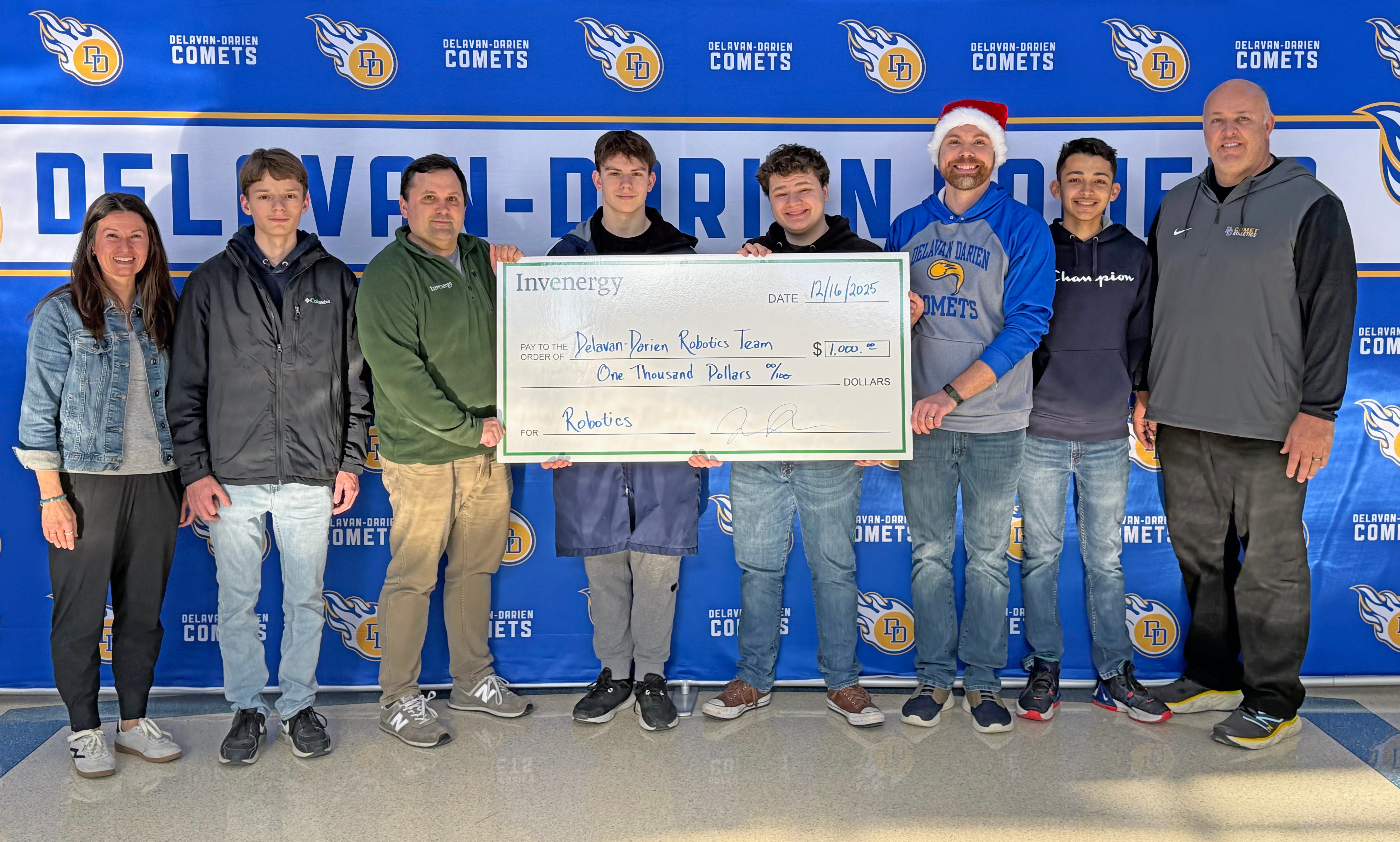 Foundry Ridge supports Delavan-Darien Robotics Team