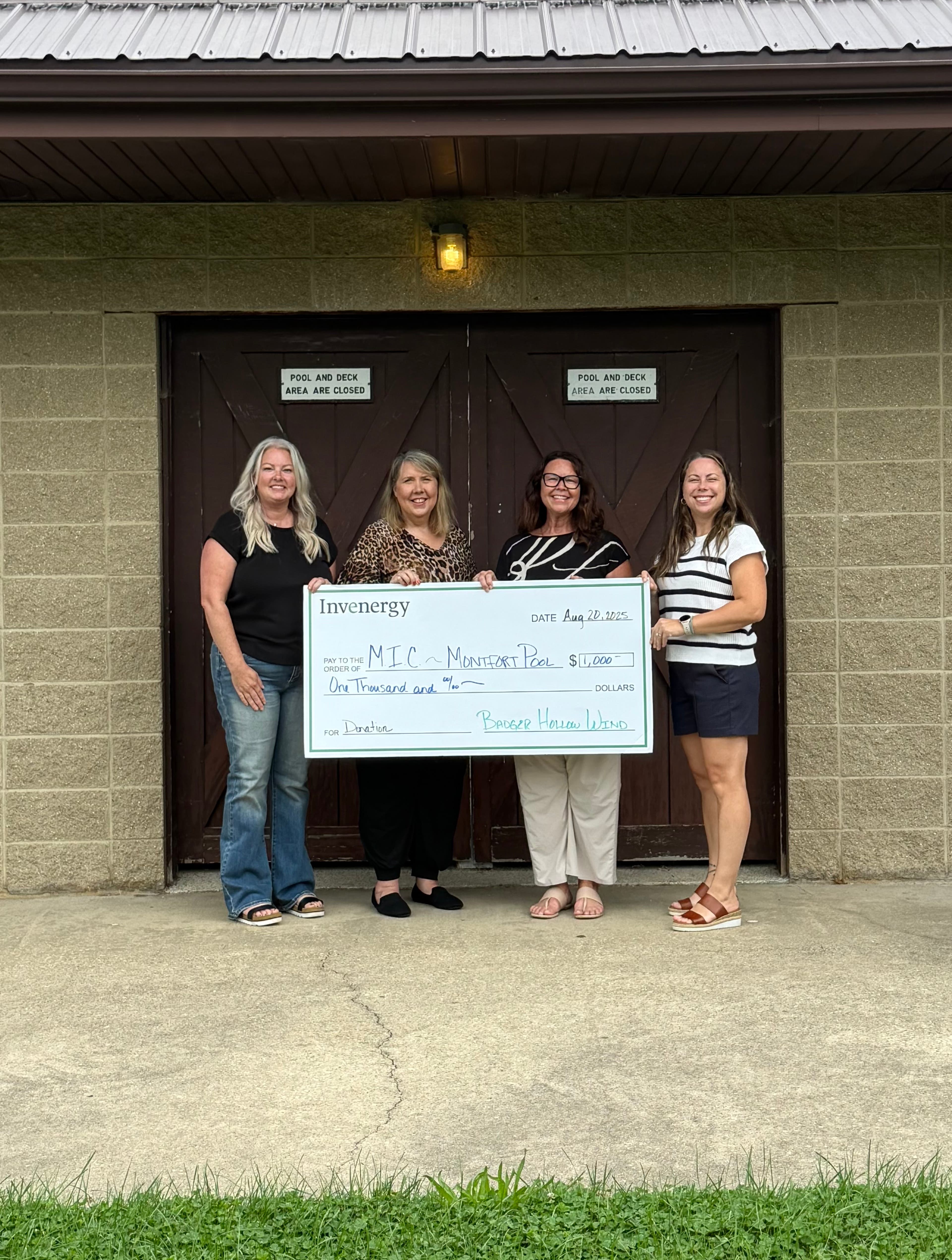 Badger Hollow Wind supports Montfort Pool renovation