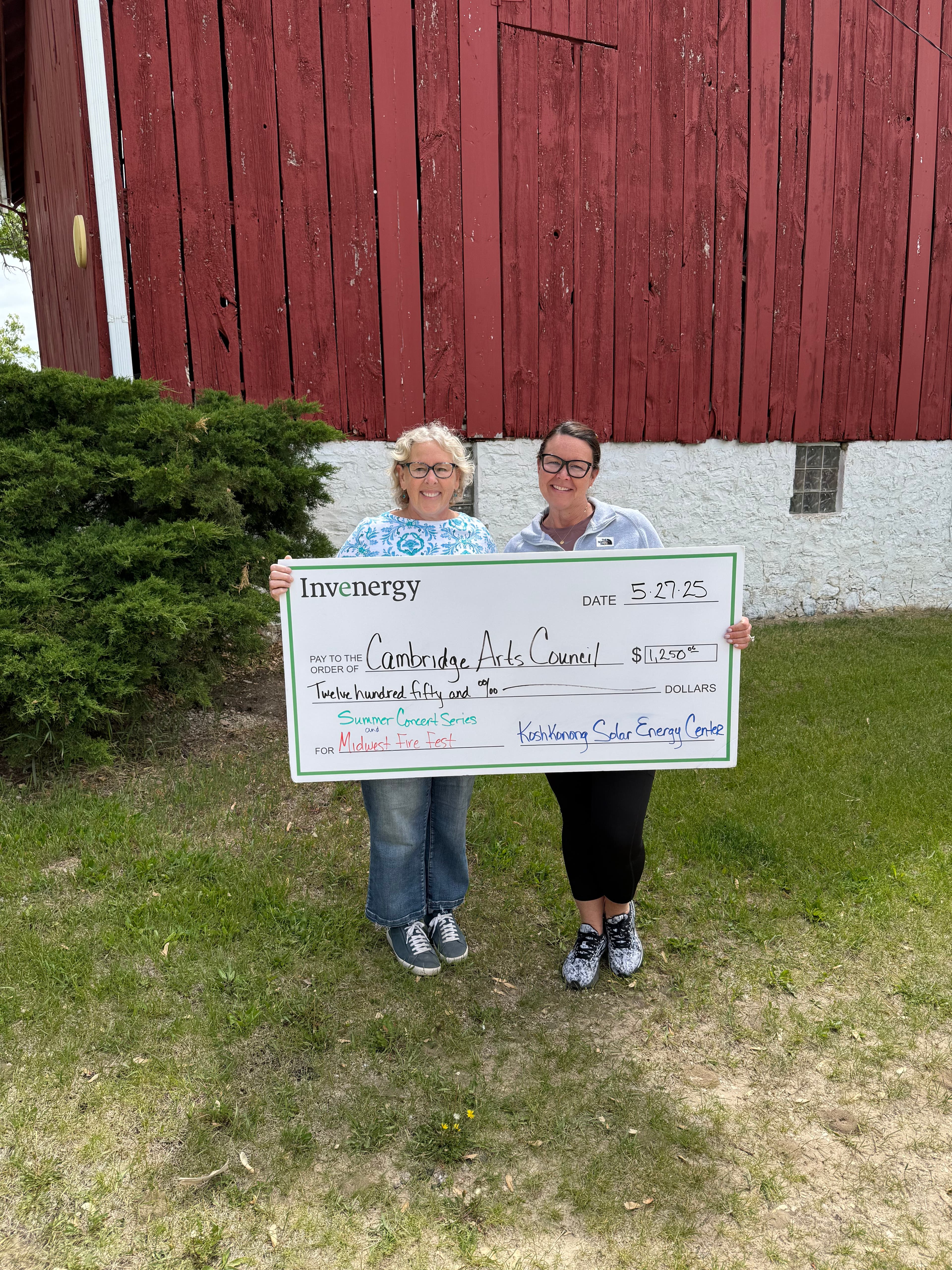 Koshkonong Solar donates to the Cambridge Arts Council