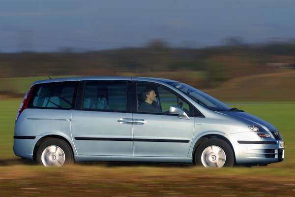 Fiat Ulysse (2003 - 2006) used car review | RAC Drive