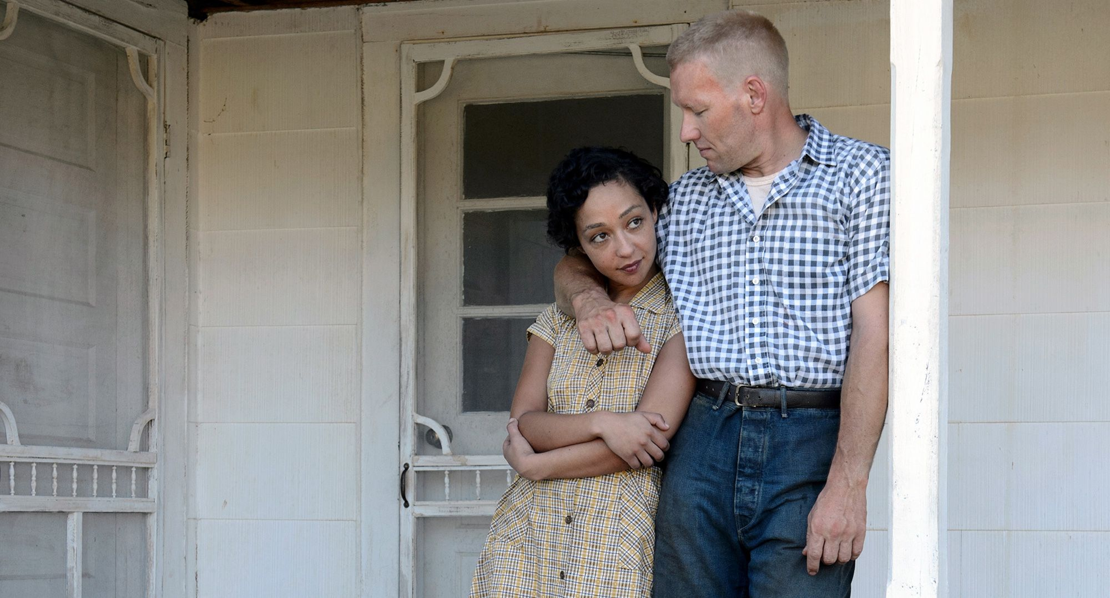 1475192301_loving_clip_fight_jeffnichols_ruthnegga_joeledgerton.jpg