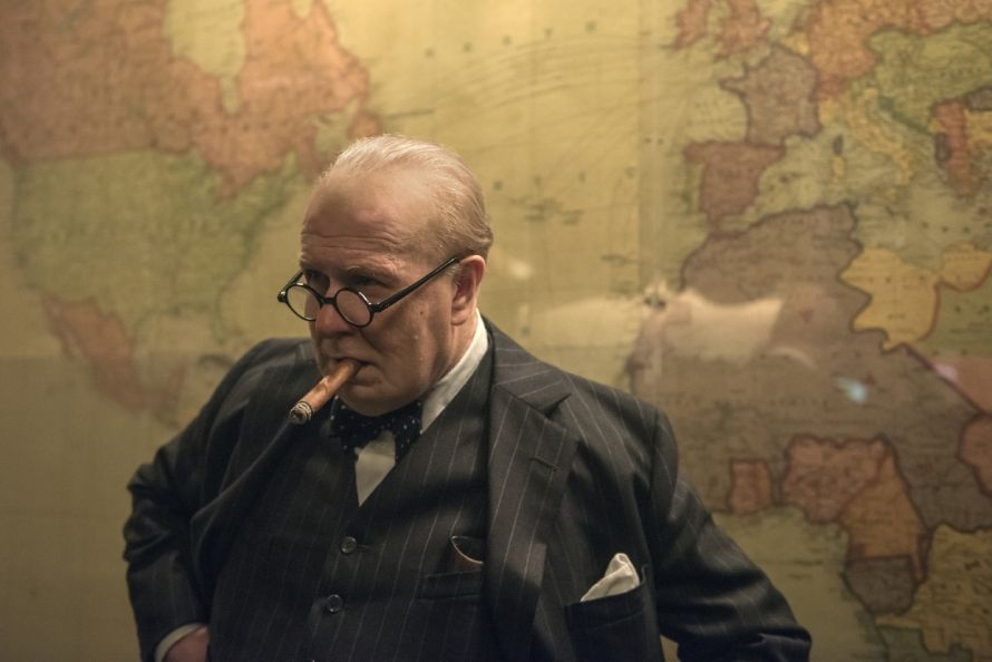 Gary-Oldman_Darkest-Hour.jpg
