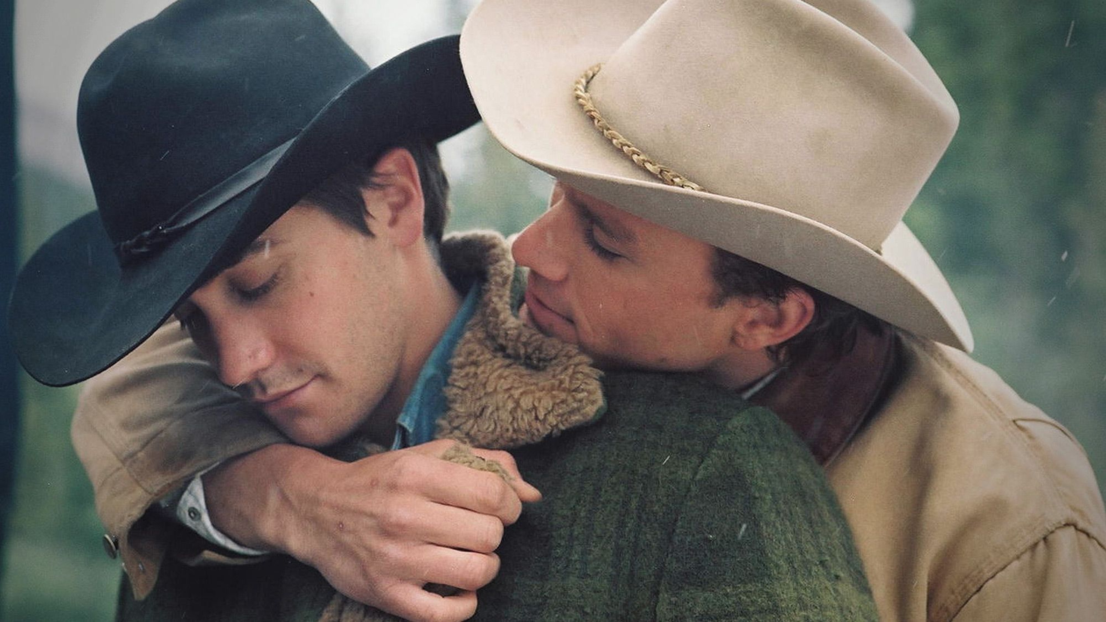 1483984720_focus_features_brokeback_mountain_heath_ledger_jake_gyllenhaal_anne_hatheway_michelle_williams_bg1a.jpg