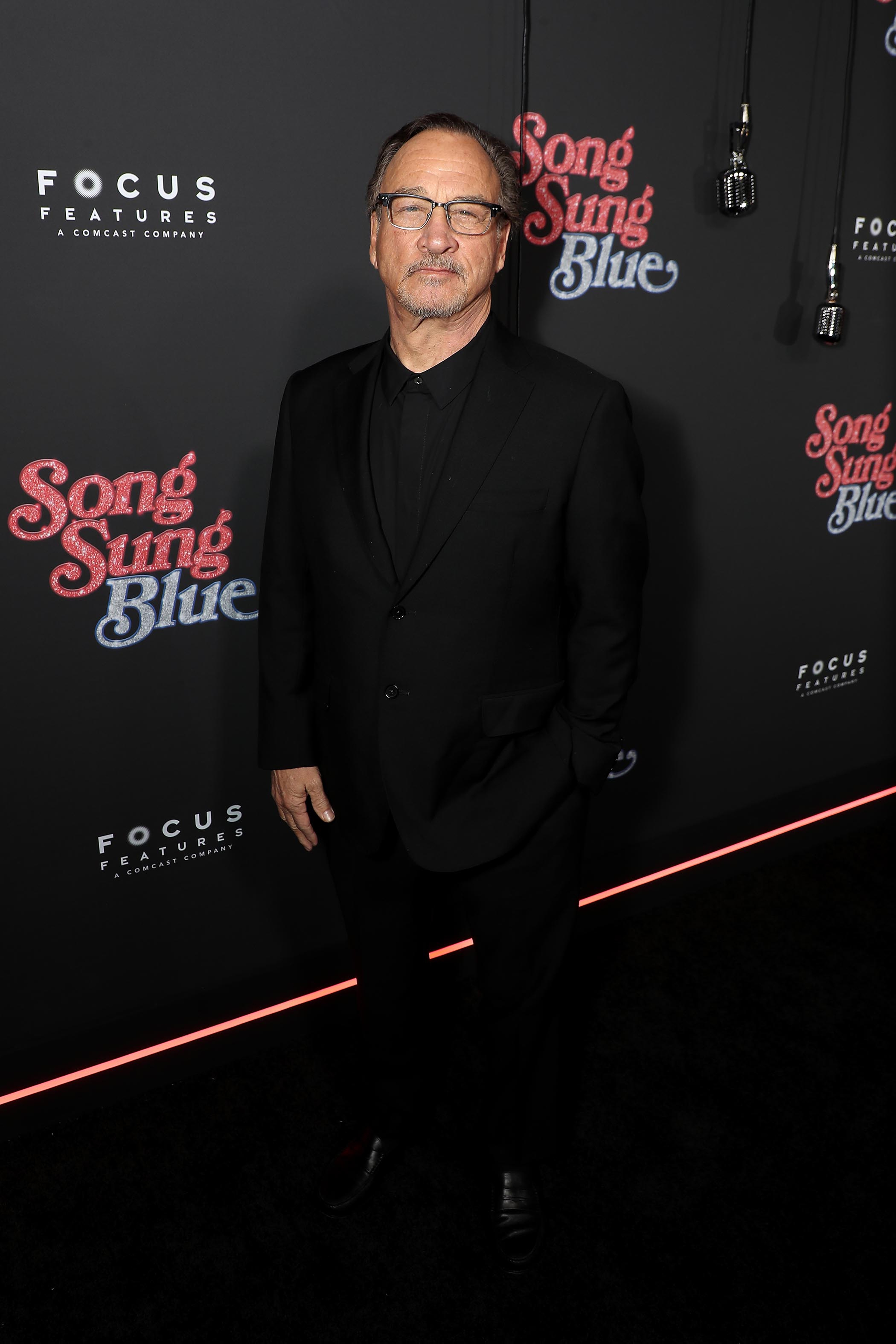 2 Song_Sung_Blue_NYPremiere_121125_MC_00443.jpg