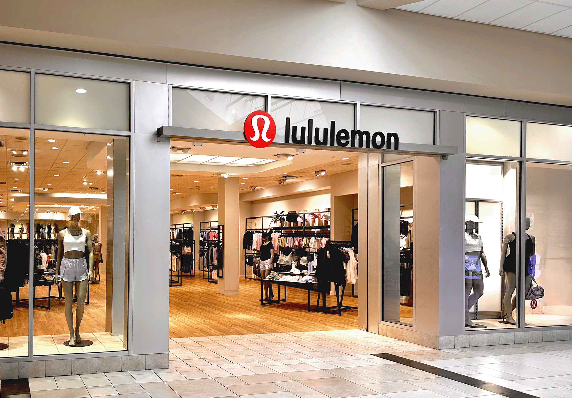 Lululemon at Paddock Mall