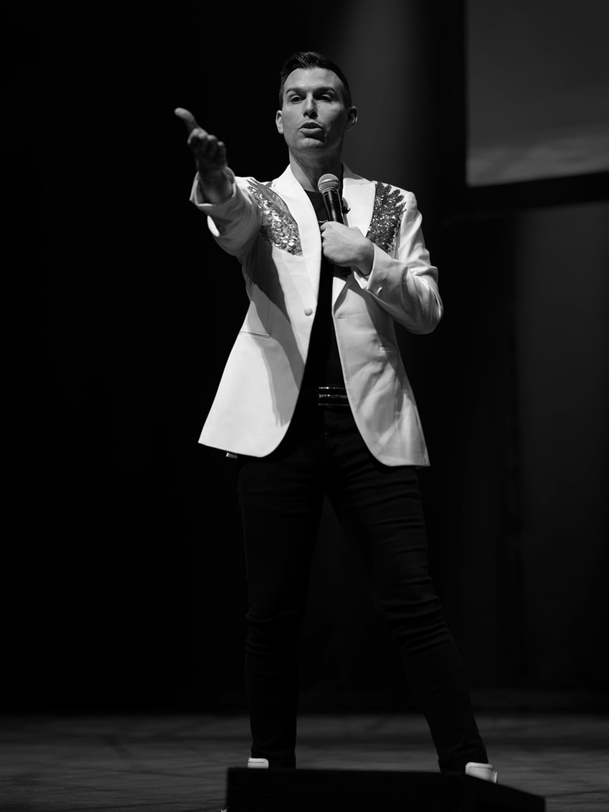 Matt Fraser at Hard Rock Live