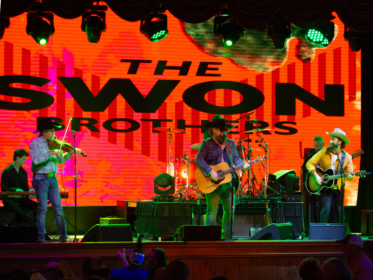 Swon Brothers at Track 5.