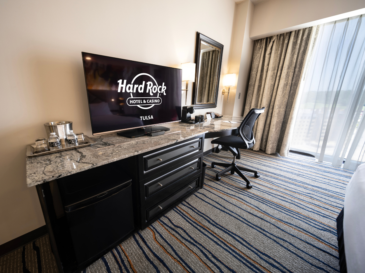 Hard Rock Tower Standard King