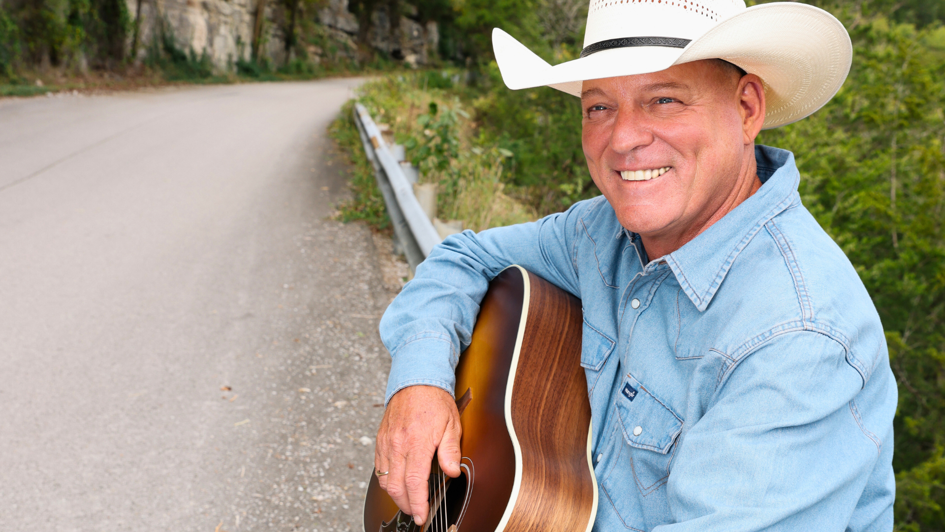 John Michael Montgomery at Hard Rock Live