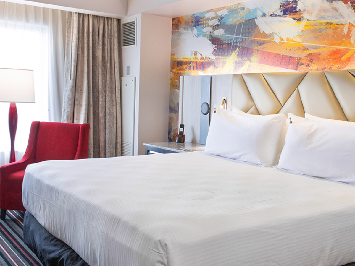 Hard Rock Tower Standard King