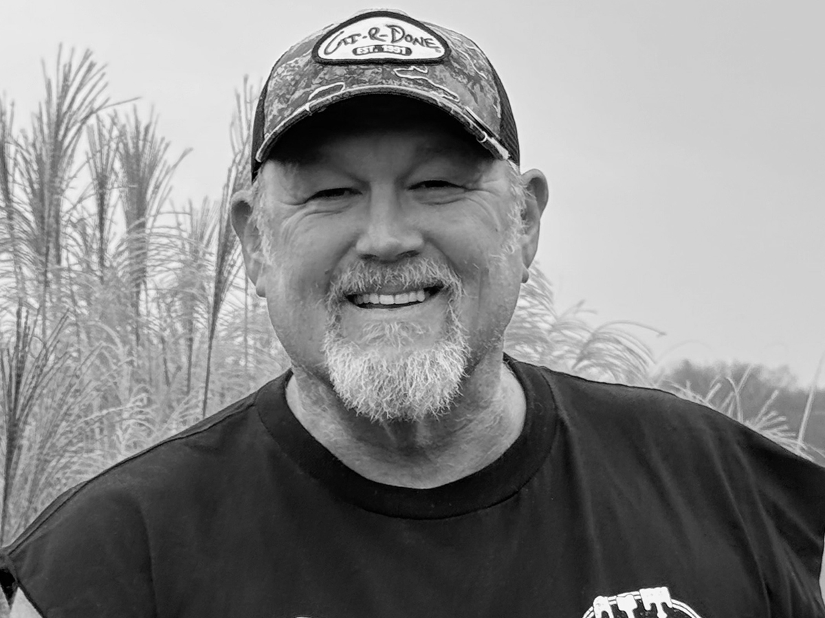 Larry The Cable Guy Hotel Package